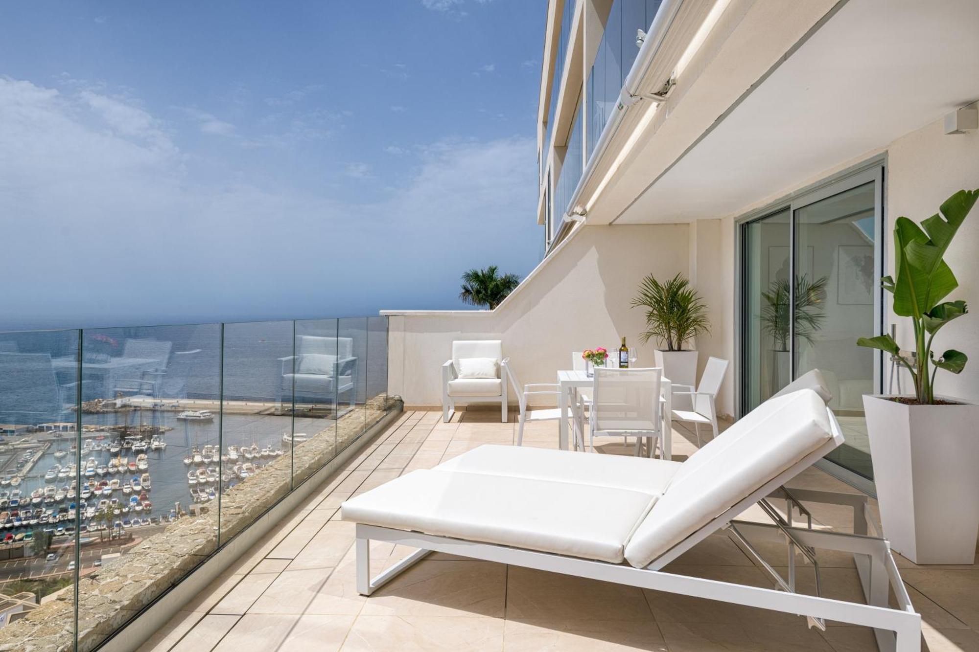 Grand Horizon Luxury Boutique Apartments Puerto Rico  Dış mekan fotoğraf