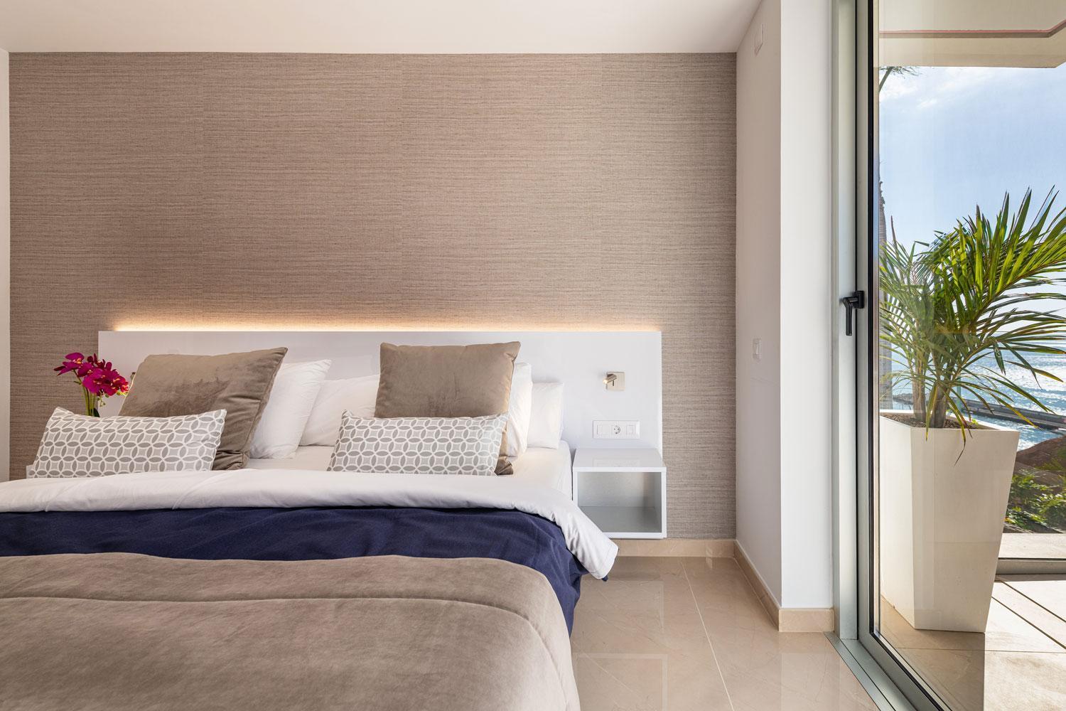 Grand Horizon Luxury Boutique Apartments Puerto Rico  Oda fotoğraf