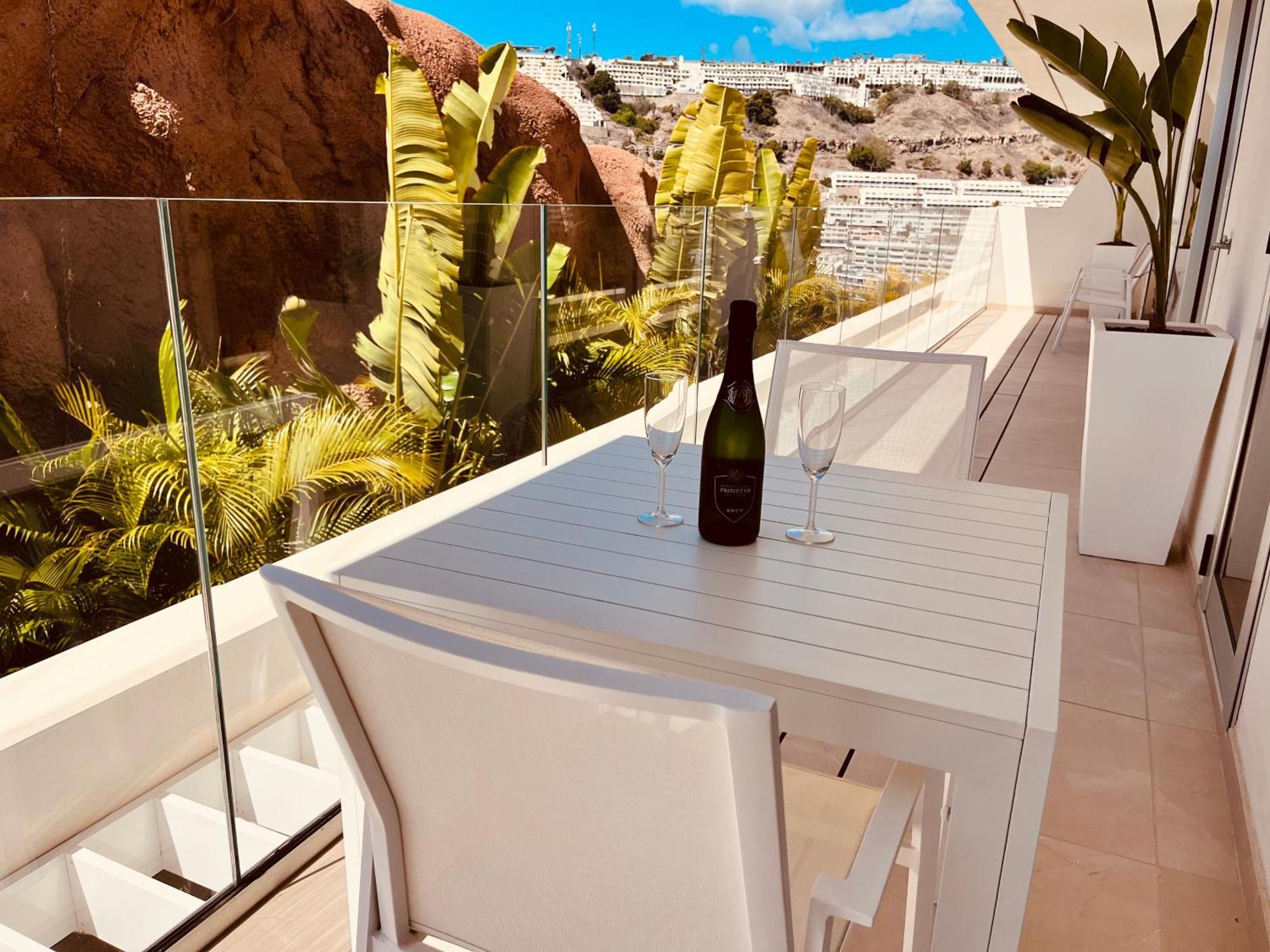 Grand Horizon Luxury Boutique Apartments Puerto Rico  Oda fotoğraf
