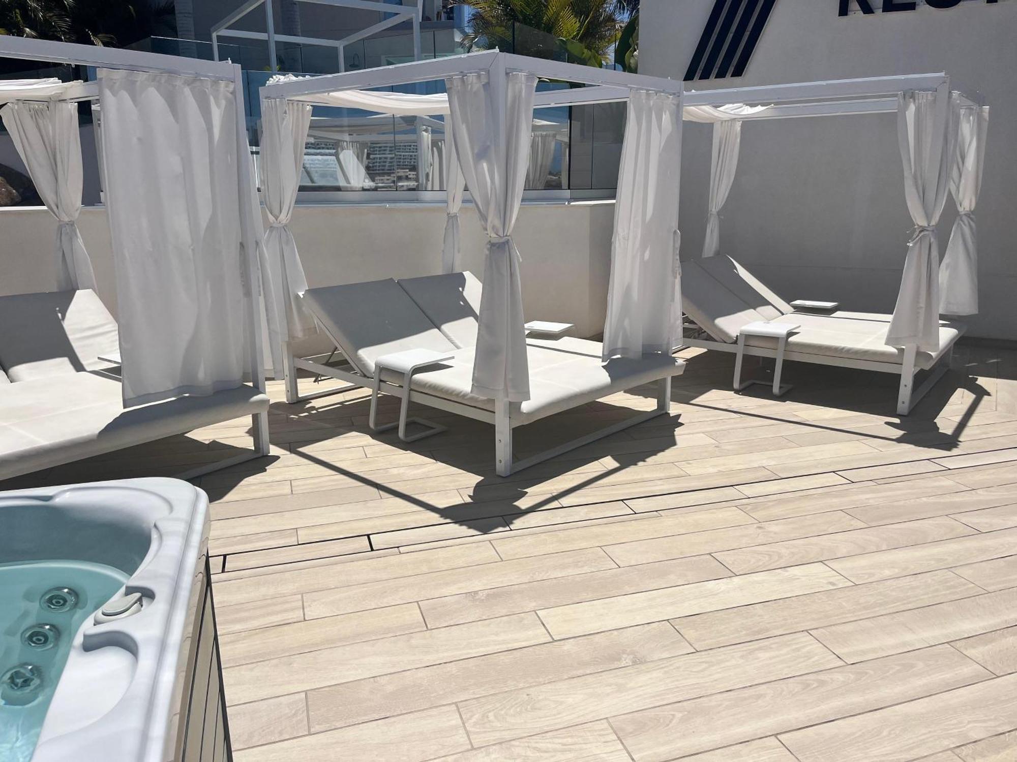 Grand Horizon Luxury Boutique Apartments Puerto Rico  Dış mekan fotoğraf